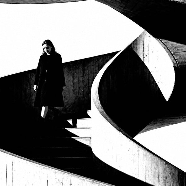 Rollei Retro 80s simulation by HelloPresets — hard-contrast black and white